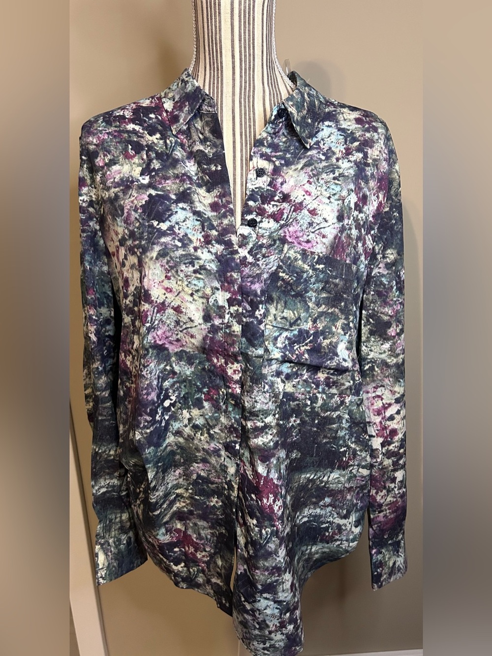 NWT Philosophy long sleeve top Size 8